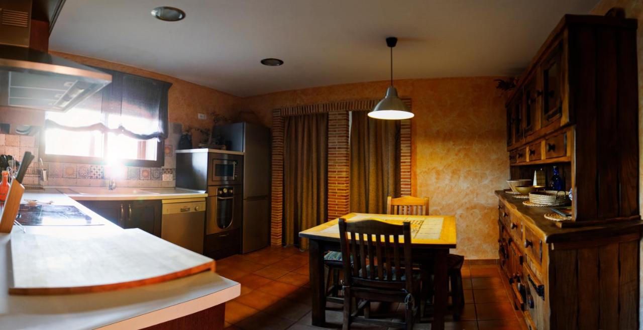 Nohales Casa Rural La Loma מראה חיצוני תמונה
